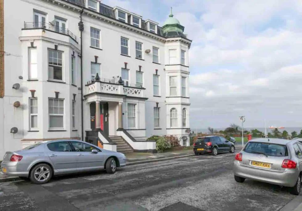 Breathtaking Walpole Sea Views *